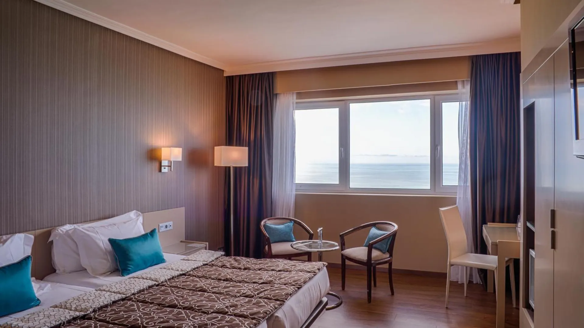 Mercure Monte Igueldo San Sebastián 4*,  Spanien