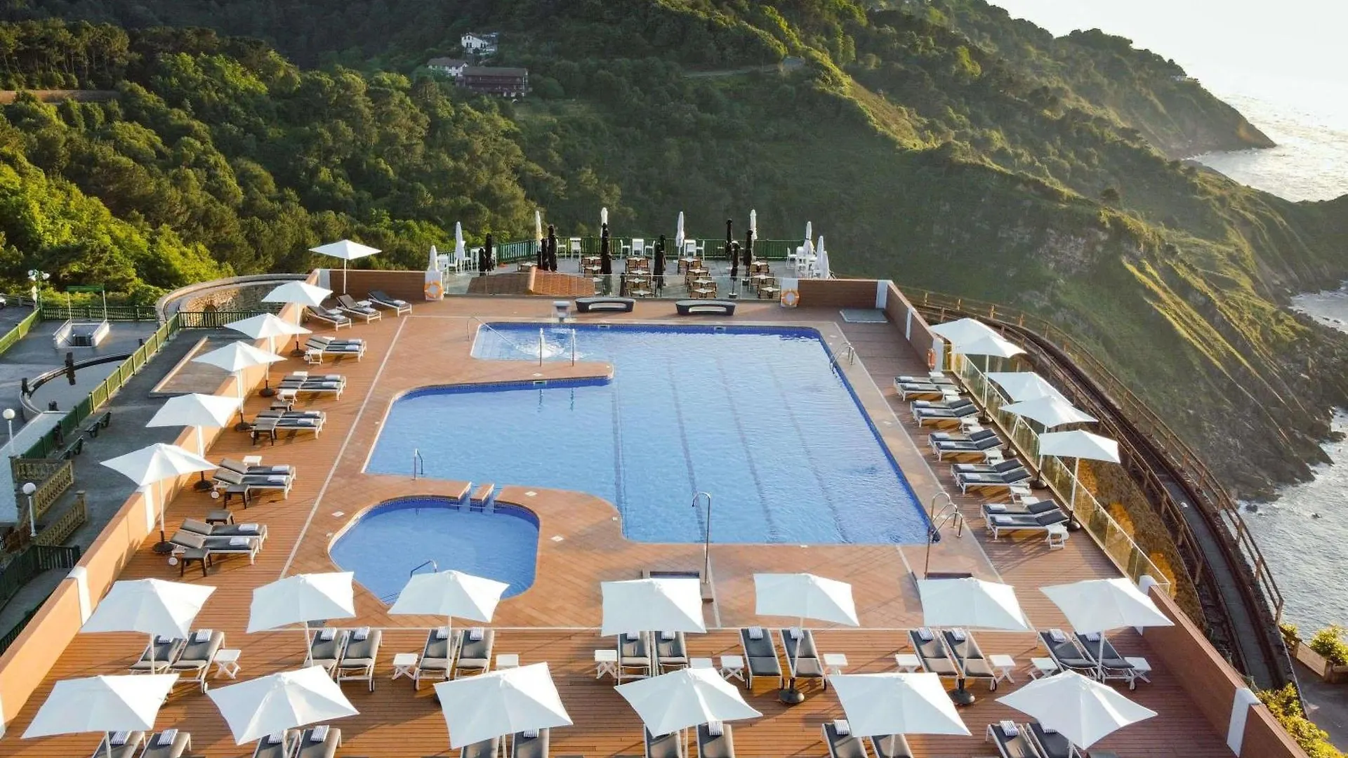 Mercure Monte Igueldo San Sebastián 4*,  İspanya